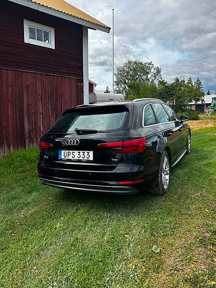 Audi A4 3 of 8