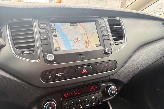 Kia Carens 17 of 18