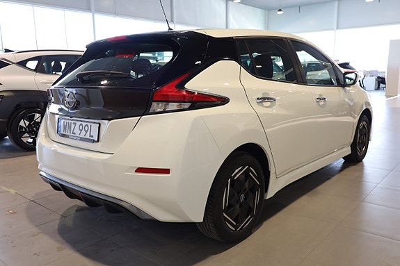 Nissan Leaf 5 of 5