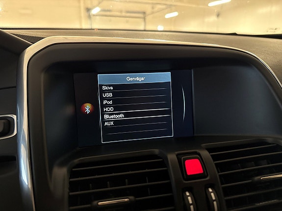 Volvo XC60 20 of 27