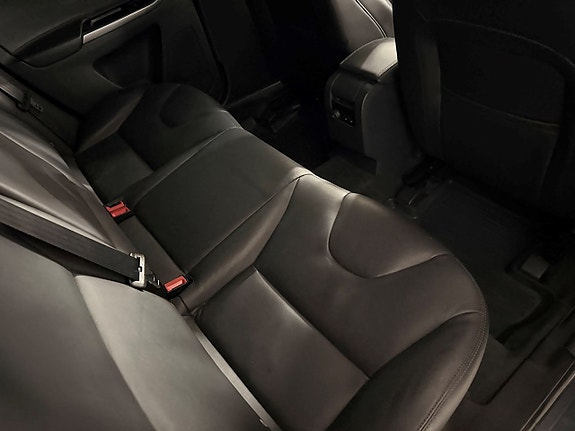 Volvo XC60 6 of 27