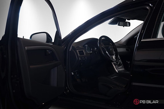 Volvo V70 11 of 26