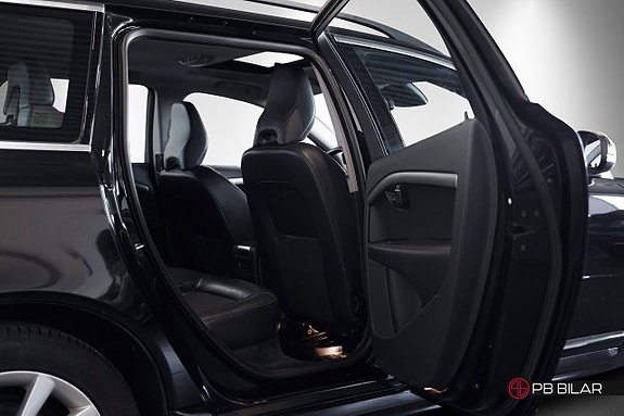 Volvo V70 16 of 26