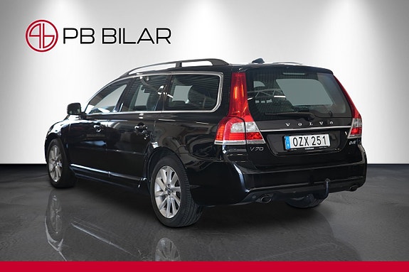 Volvo V70 5 of 26