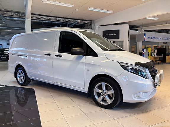Mercedes-Benz Vito 119 4 of 5