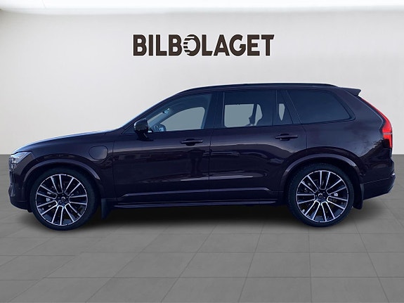 Volvo XC90 2 of 5
