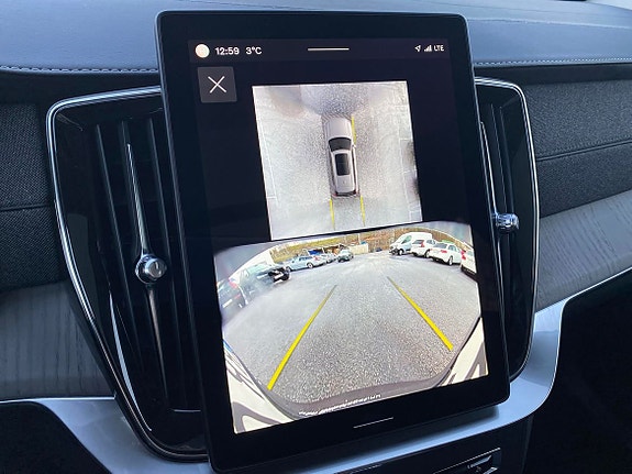 Volvo XC90 17 of 18