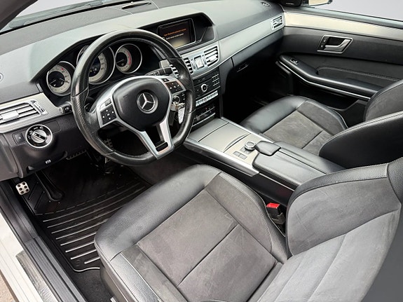 Mercedes-Benz E220 10 of 24
