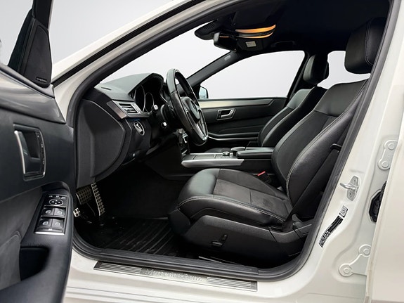 Mercedes-Benz E220 9 of 24