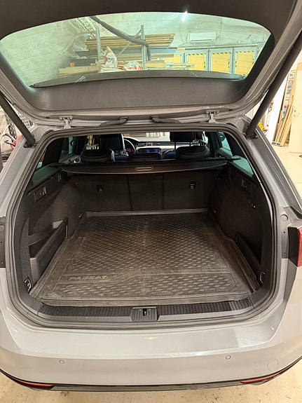 Volkswagen Passat 8 of 8