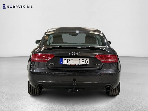 Audi A5 6 of 17