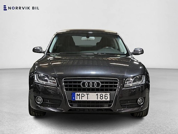 Audi A5 2 of 17