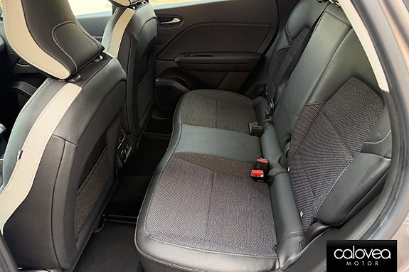 Renault Captur 13 of 15