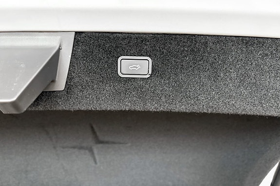 Polestar 4 17 of 28