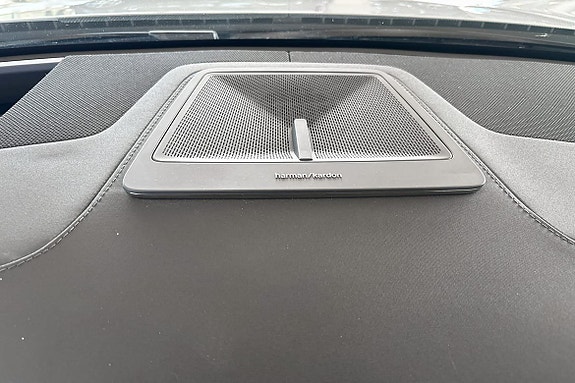 Polestar 4 23 of 28