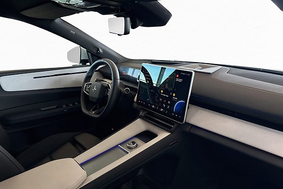 Polestar 4 13 of 28