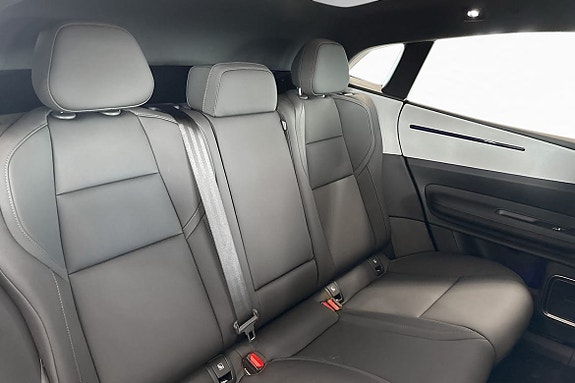 Polestar 4 14 of 28