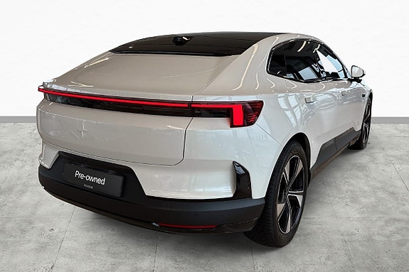Polestar 4 8 of 29