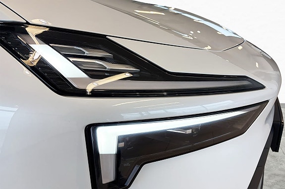 Polestar 4 17 of 29