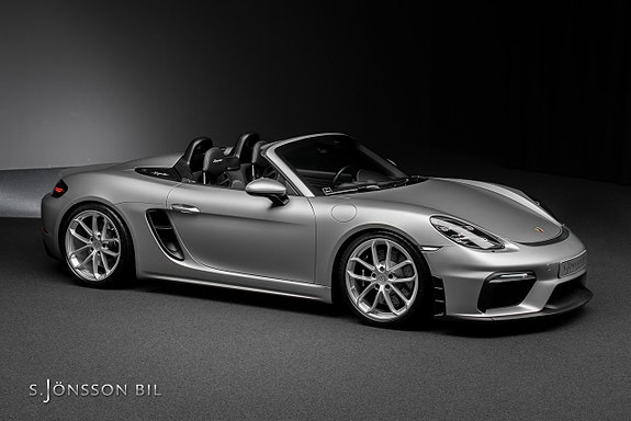Porsche 718 Spyder 3 of 5