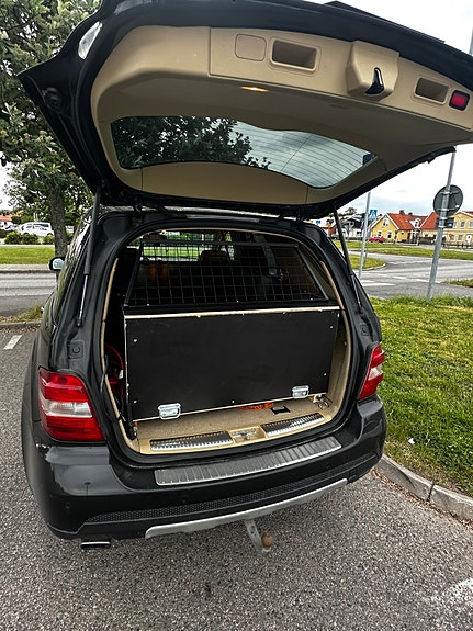 Mercedes-Benz ML280 6 of 10