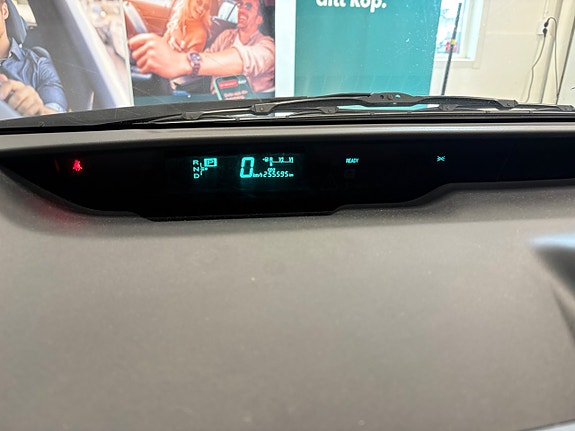 Toyota Prius 16 of 16