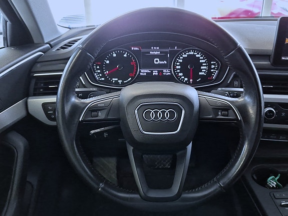 Audi A4 9 of 14