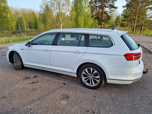 Volkswagen Passat 5 of 5