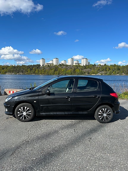 Peugeot 206 6 of 18