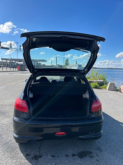 Peugeot 206 8 of 18
