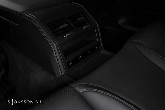 Porsche Panamera Turbo S 17 of 22