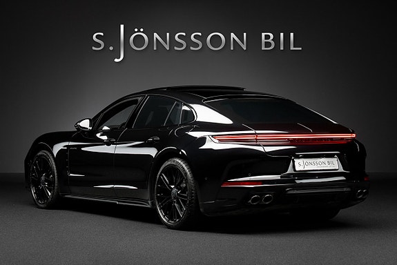 Porsche Panamera Turbo S 2 of 5