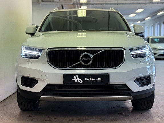 Volvo XC40 5 of 5