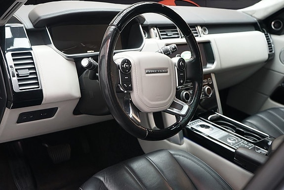 Land Rover Range Rover 10 of 28