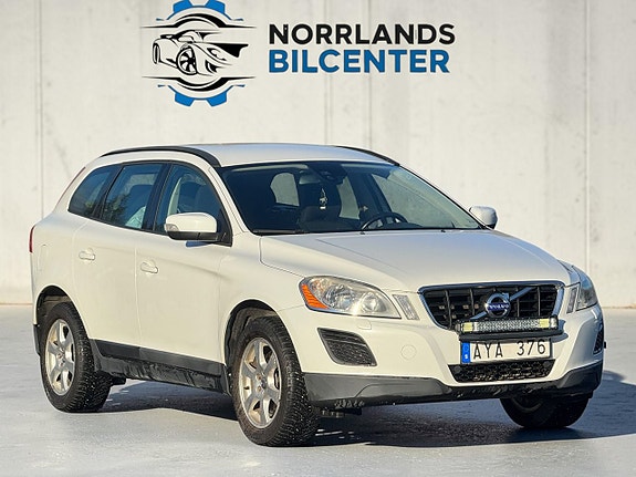Volvo XC60 2 of 14