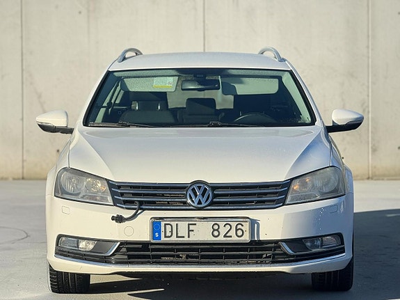 Volkswagen Passat 6 of 15