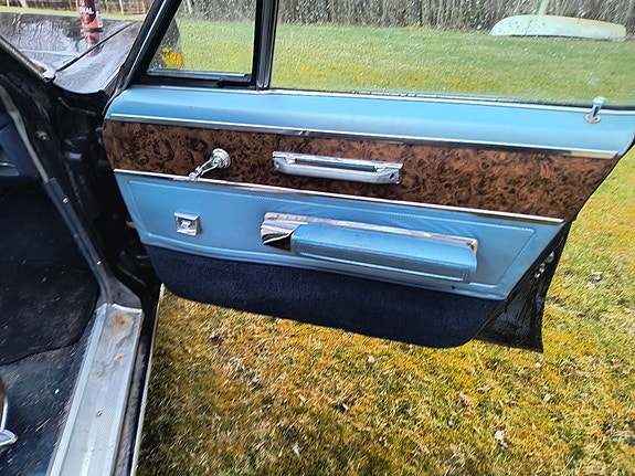 Chrysler New Yorker 5 of 9