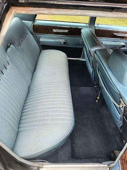 Chrysler New Yorker 6 of 9