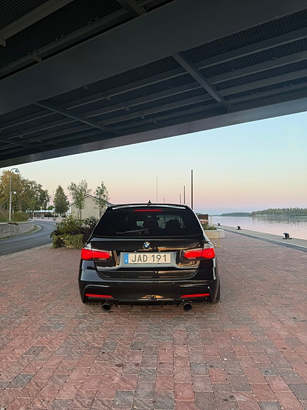 BMW 335d 8 of 13
