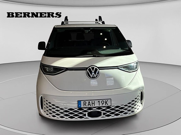 Volkswagen ID. Buzz 8 of 16