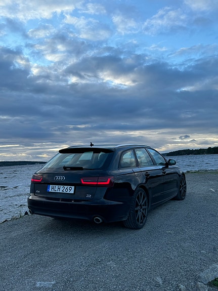 Audi A6 4 of 4