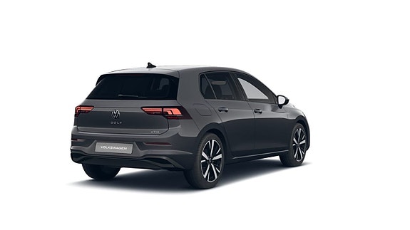 Volkswagen Golf VIII 5 of 9