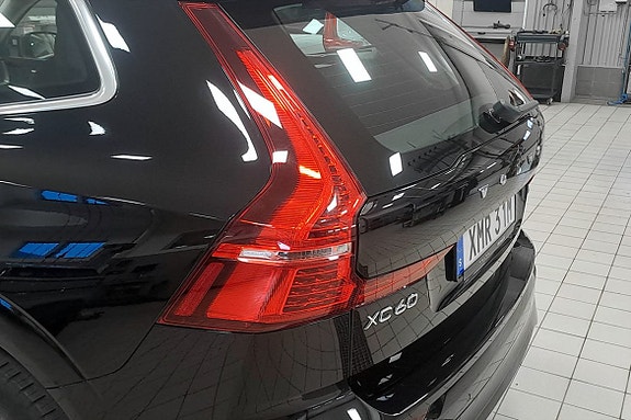 Volvo XC60 17 of 17