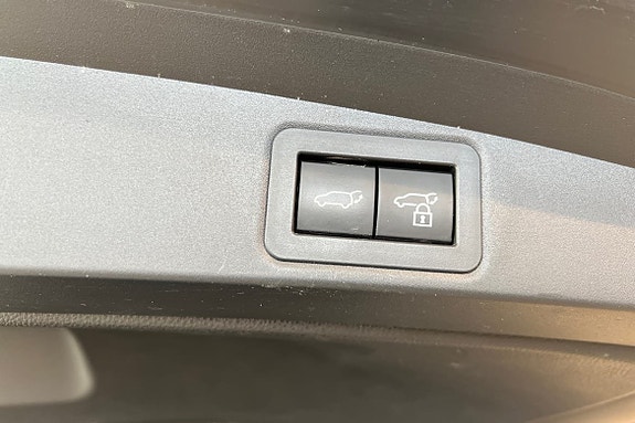 Toyota Corolla 21 of 26