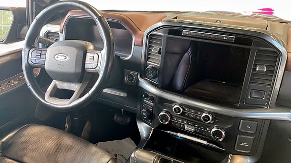 Ford F-150 4 of 9