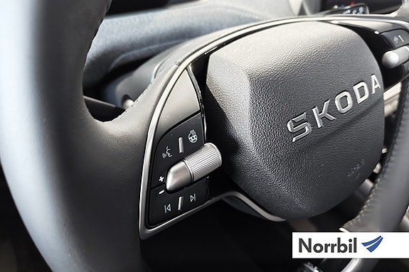 Skoda Enyaq 6 of 11