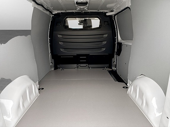 Opel Vivaro 5 of 5
