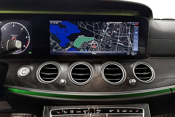 Mercedes-Benz E400 d 11 of 20