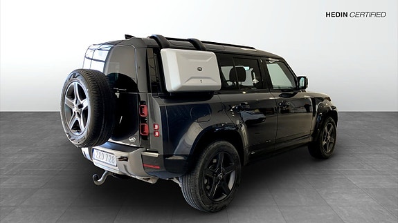 Land Rover Defender 90 2 of 5