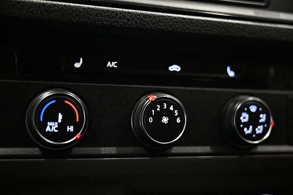 Volkswagen Crafter 21 of 29